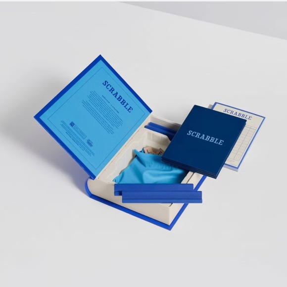 Library of Play : Scrabble - Picture 4 of 6